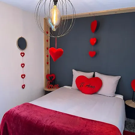 Apartment Romantique 25min Du Futuroscope *