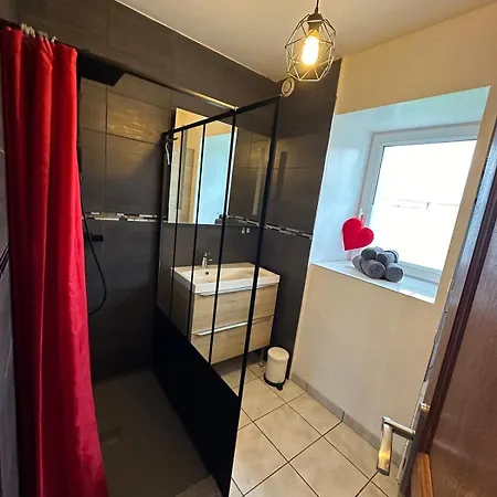 Romantique 25min Du Futuroscope Oyre