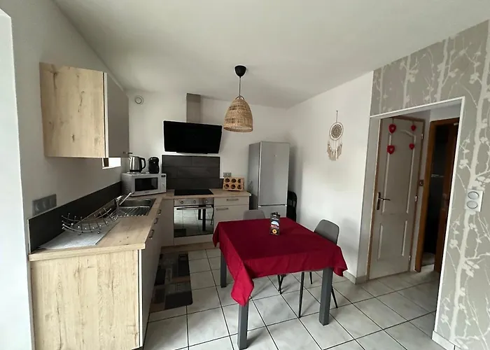 Romantique 25min Du Futuroscope Oyre